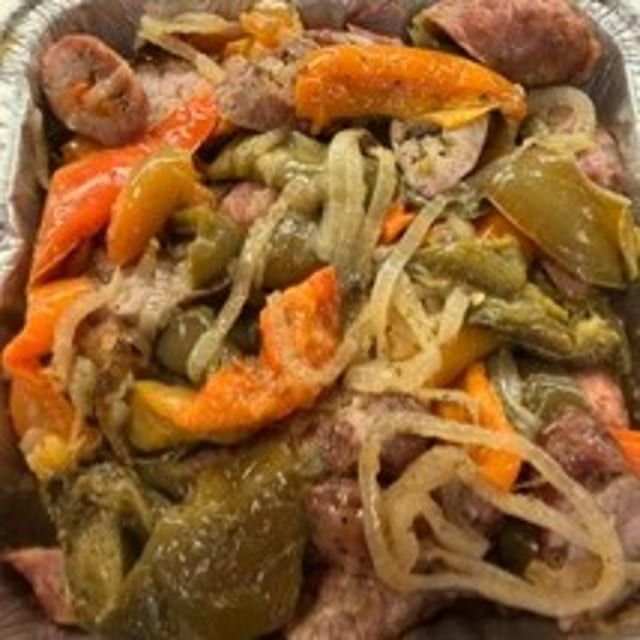 Sausage and Peppers (1/2 Tray).